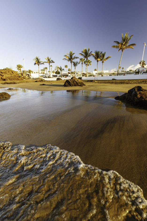 6 Beaches To Disconnect In Puerto Del Carmen In Lanzarote The Mint